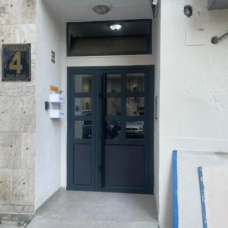 Access To The Appartement Durrës