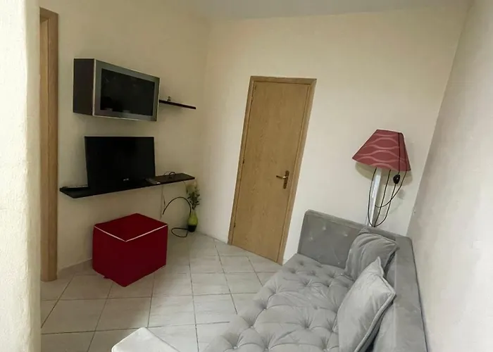 Appartement Access To The *